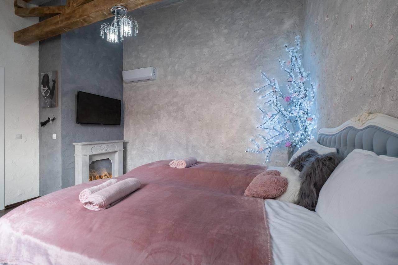 Sofia Dream Apartment - Designer One Bedroom Apartment on Hristo Belchev Esterno foto
